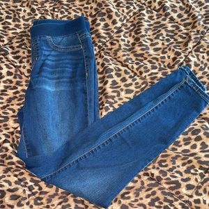 No boundaries stretchy Jeans